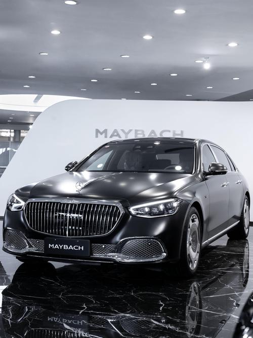 重庆333岚图汽车的售后服务让用户无忧出行，迈巴赫未来的豪华车趋势